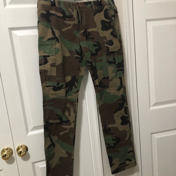 camo pants polo
